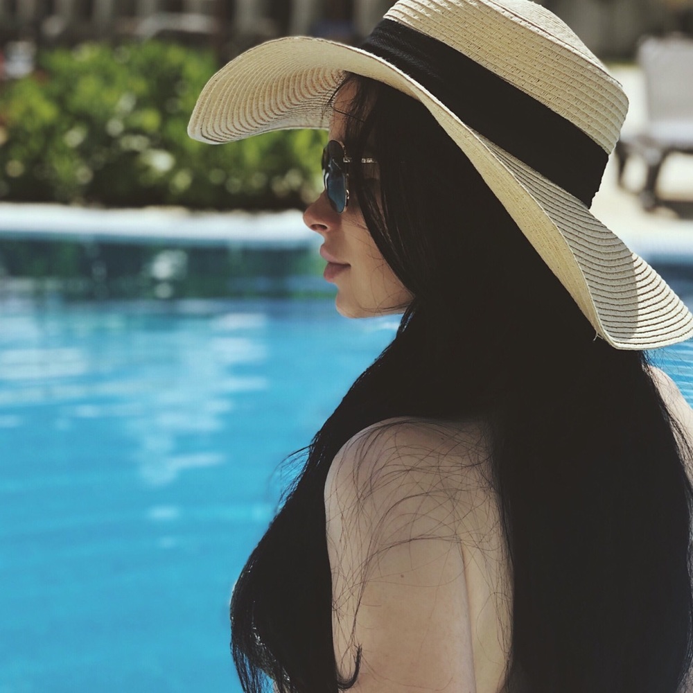 Meet your Posher, Jessica